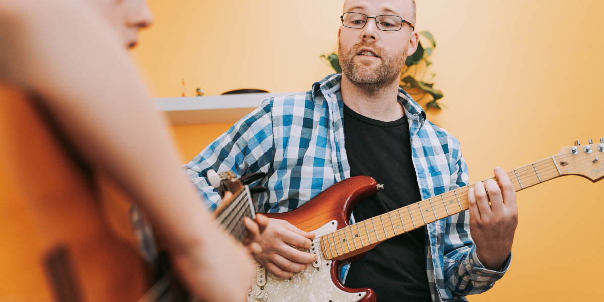 Guitar Lessons in Los Angeles: Master the Guitar with Craft Music